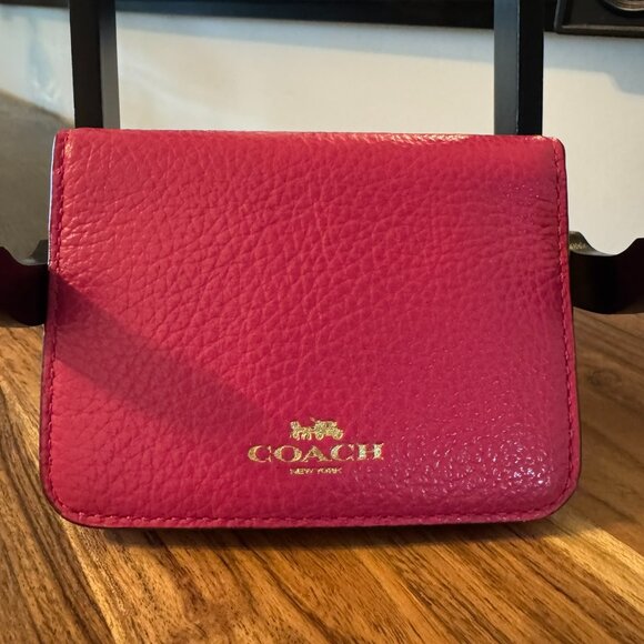 Coach Bifold Card Case Wallet Bold Pink Pebble Leather Key Ring NWT - Picture 1 of 6